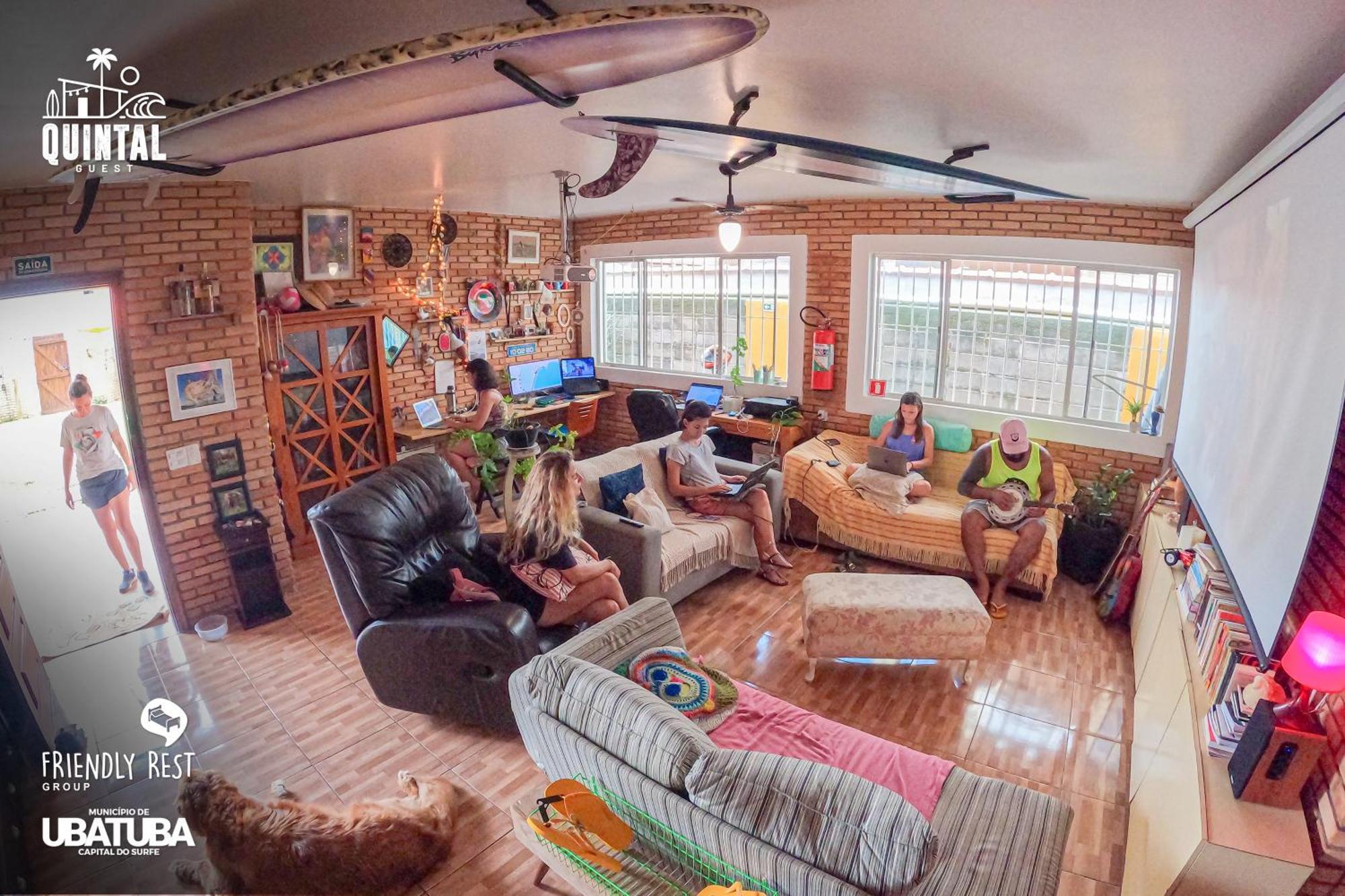 Hostel Quintal Guest Ubatuba - Pg ภายนอก รูปภาพ